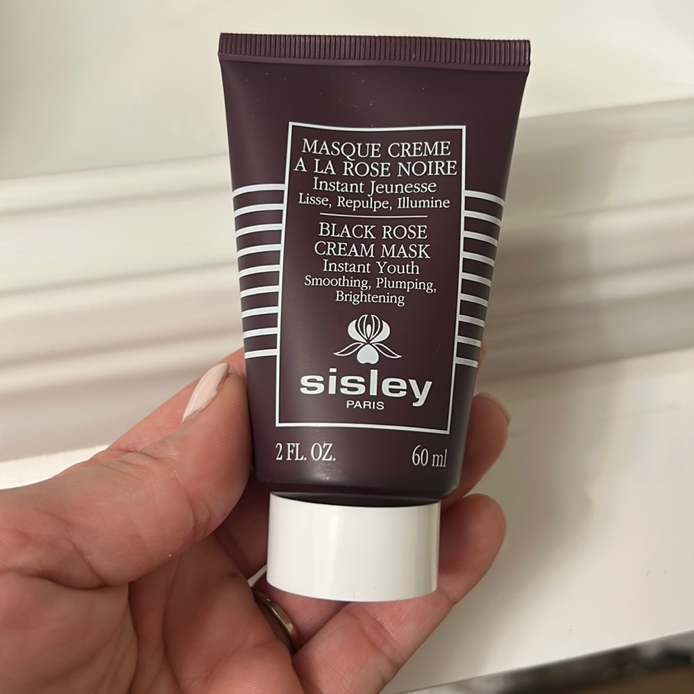Sisley black rose face mask